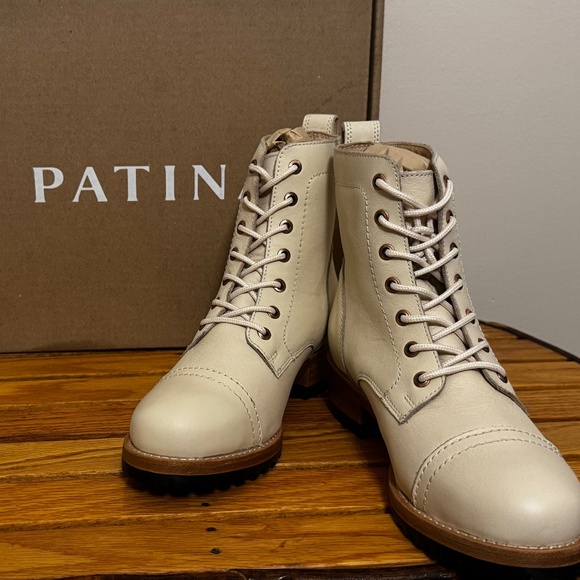 portland leather goods Shoes - Lace Up Combat Boots NWT Portland Leather